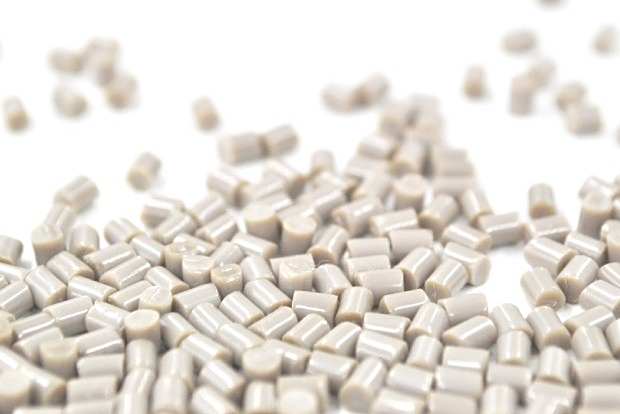 द फाऊंडेशन फॉर ग्रेसफुल फ्लाइट: लो-अल्टीट्यूड इकॉनॉमी टेक ऑफ झाल्यामुळे, इंजिनियरिंग प्लास्टिक कसे